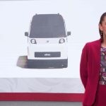 Presentan Olinia, el primer automóvil eléctrico mexicano con enfoque social