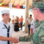 Con disciplina y valor, Estefanía Maldonado se convierte en la primera mujer buzo de combate de la Semar