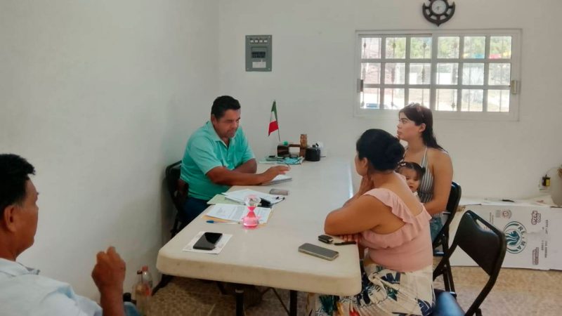 Mantienen atención permanente a comuneros en Santa María Tonameca