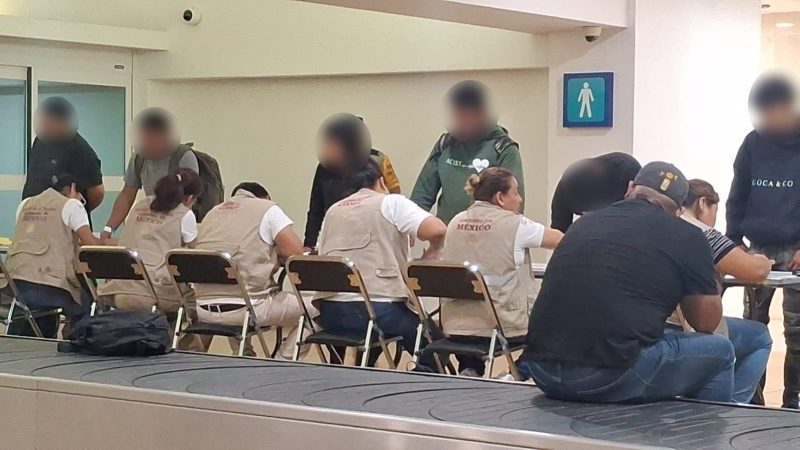 Refuerzan atención a personas repatriadas en el Aeropuerto Internacional de Huatulco