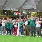 Cientos celebran en Oaxaca el pase de México al quinto partido del Mundial