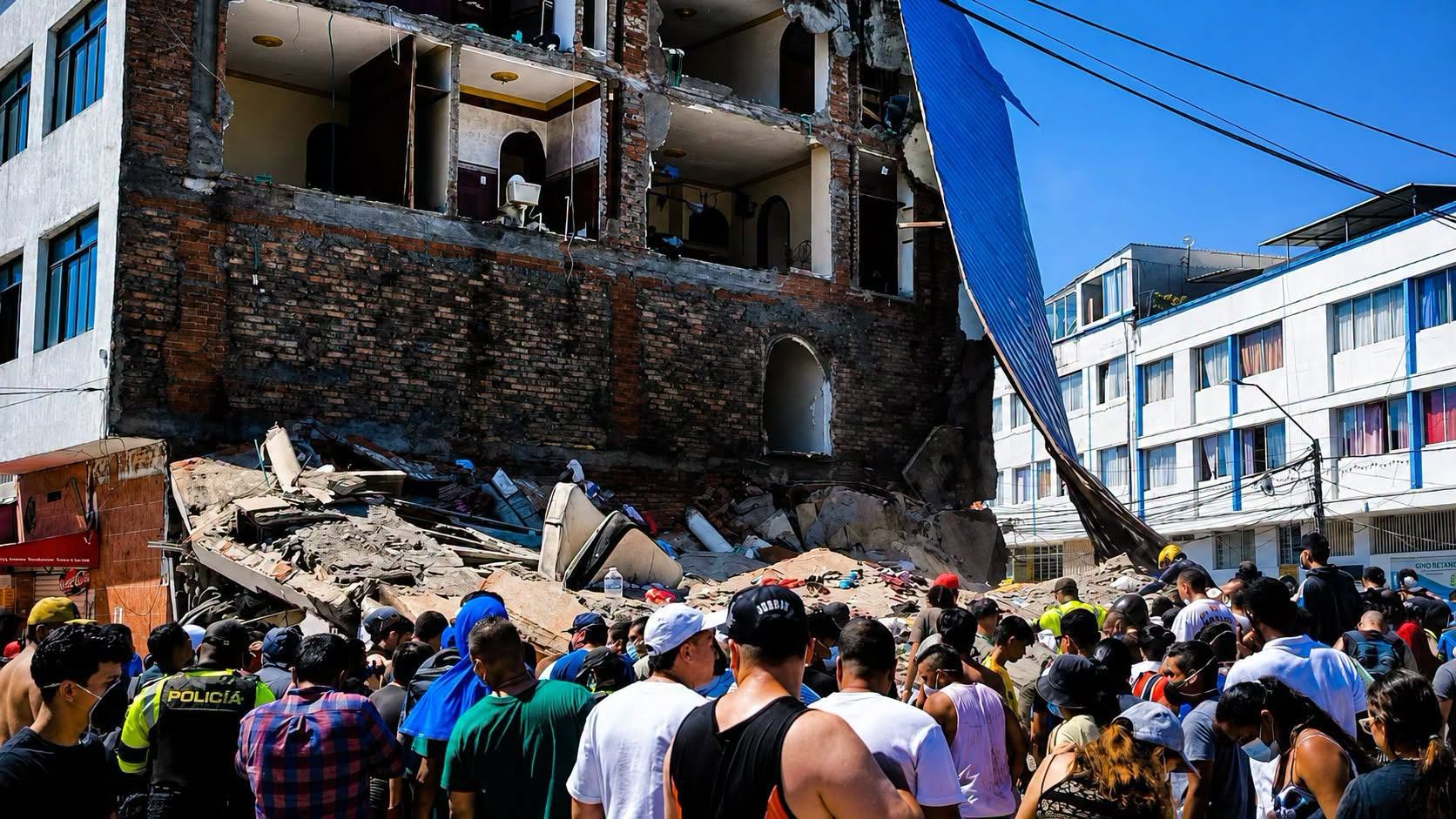 Sube a 254 la cifra de muertos por terremoto en Colombia