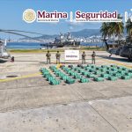 Marina asegura cerca de 1.9 toneladas de presunta cocaína frente a Guerrero