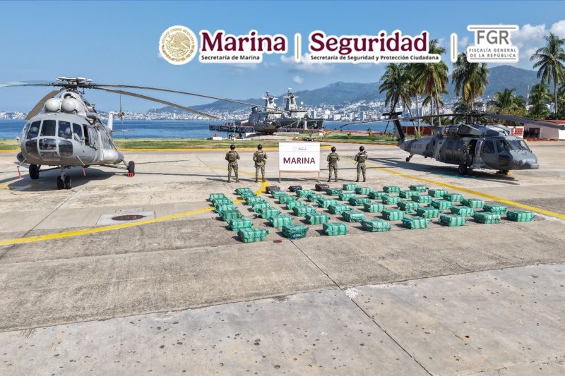 Marina asegura cerca de 1.9 toneladas de presunta cocaína frente a Guerrero